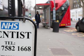 NHS Dentist sign & telephone number